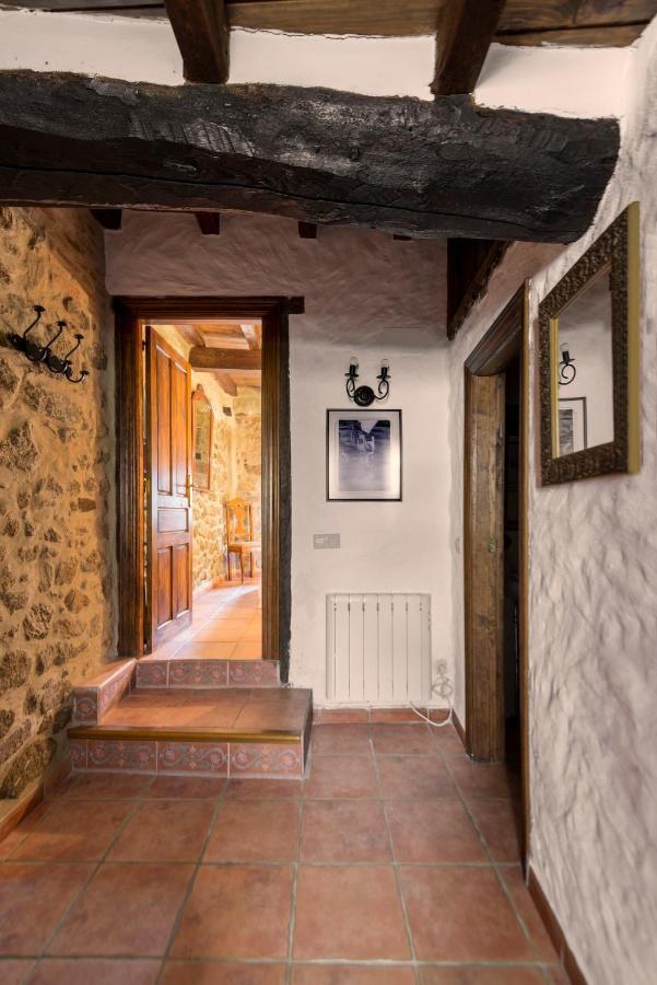 Casa Petra Apartment Miranda del Castanar Exterior photo
